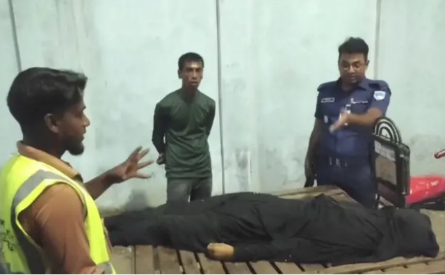 চার বছরের সন্তানকে স্টেশনে রেখে ট্রেনের নিচে ঝাঁপ দিলেন মা